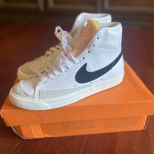 Nike Blazer ‘77s brand new, in box. Women’s size 9; mens size 7.5